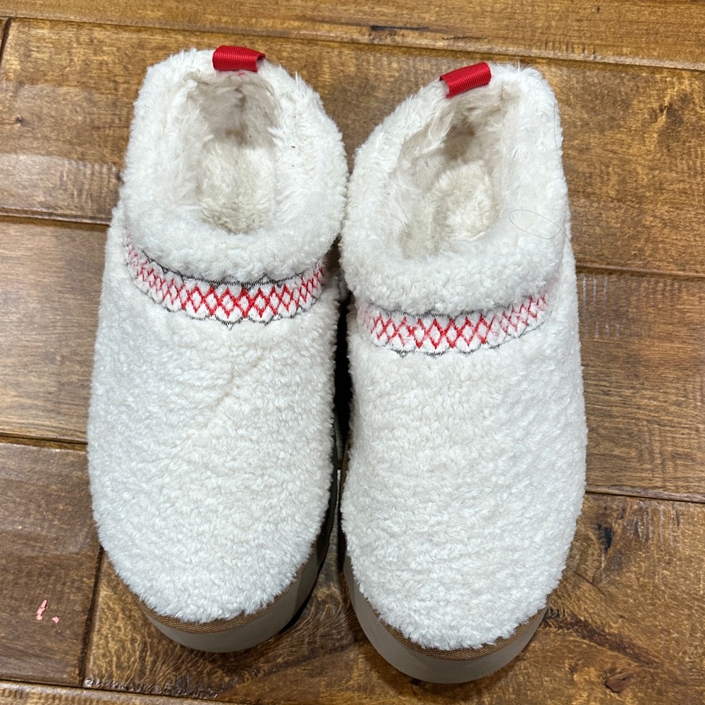 Cozy White Slippers with Red Accents